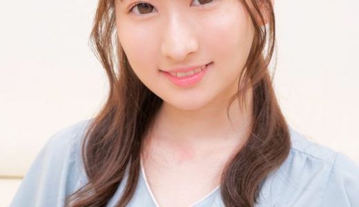 お尻のキレイな素人お姉さん！ パンティ越し素股してもらえませんか？ 恥ずかしいけど興奮しちゃって顔は真っ赤！パンティはベッチョリ！勝手にハミ出したチ○ポがのめり込むくらいマ○コをグリグリ！じゅんさん