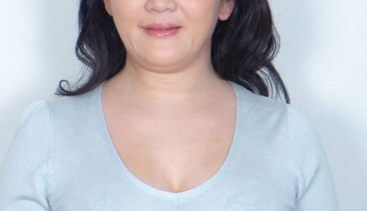 熟女 白昼の淫らな情事 雇い主に狙われた家事代行サービスの女 夫の上司に寝取られた失禁妻 和泉亮子 高園ゆり子